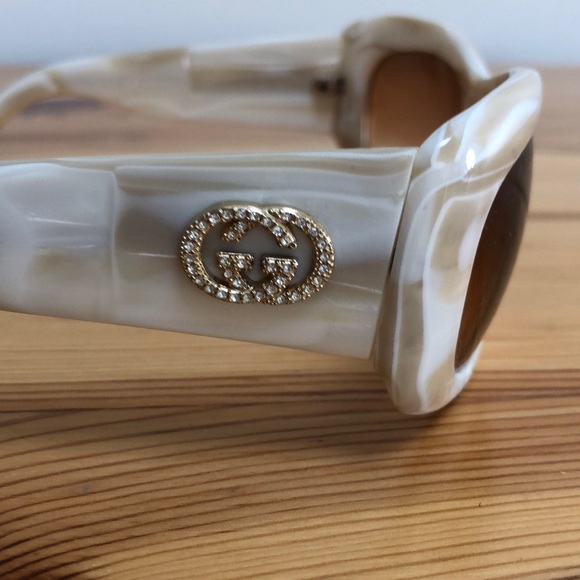 Gucci sunglasses 100% authentic - Picture 4 of 5